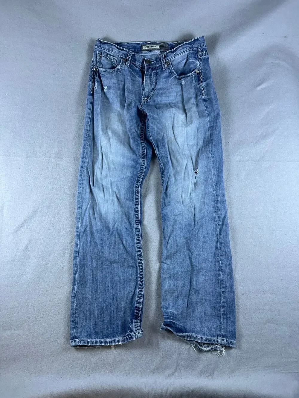 BKE Denim Tyler Straight Jeans Mens 32 Blue Relaxed Medium Wash Distressed Y2K